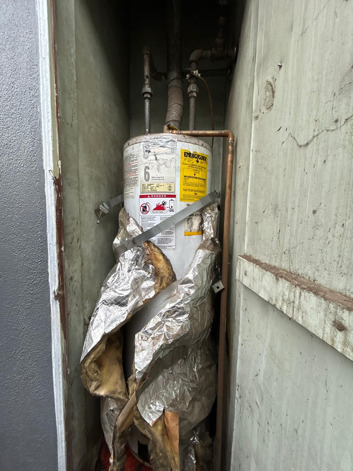Tank Water Heater Replacement in Los Angeles, CA