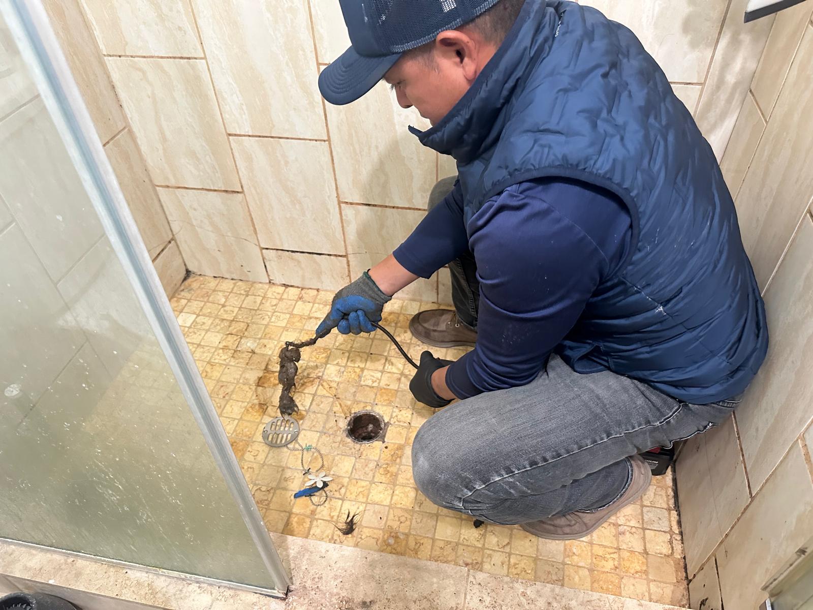 Shower Drain Cleaning Service Los Angeles, CA